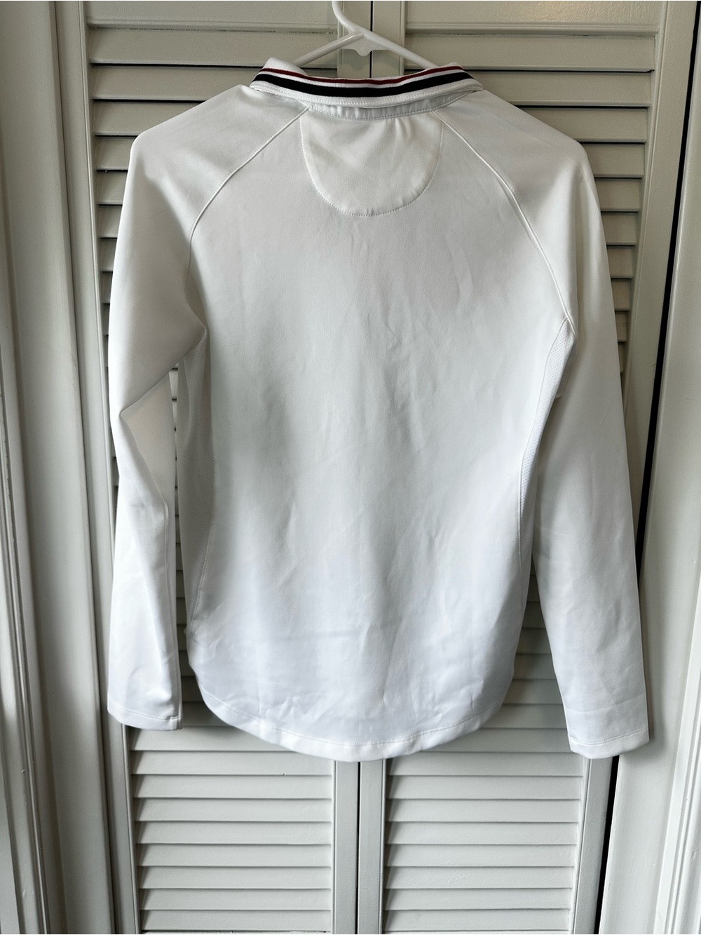 Greg Norman Golf White PlayDry Zip-Front Top with Black Trim‎ - Picture 3 of 4